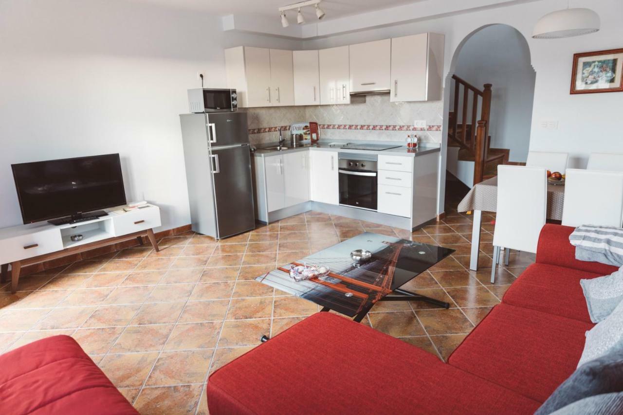 Apartamento Cuesta Del Salado 塞博河畔卡莱塔 外观 照片